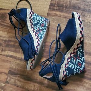 Cabi Isla Espadrille Boho Aztec Tribal Geometric AnkleWrap Tassel Peep T…